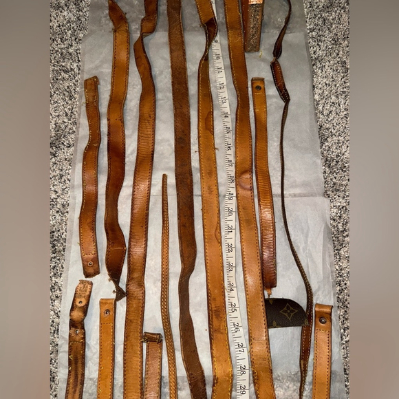 Louis Vuitton authentic Assorted Brown Leather Straps cut from bags sku-015 - Picture 4 of 14